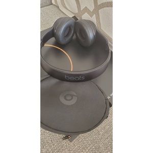 Beats Wireless Headphone